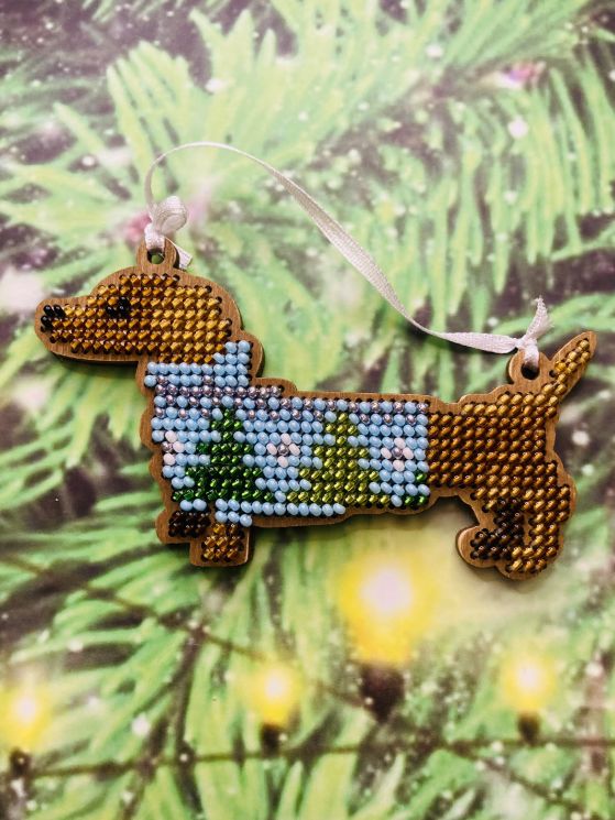 Сами с усами. Набор для вышивания "Такса "Оттепель. Елки", 10х6, арт. С007-10 